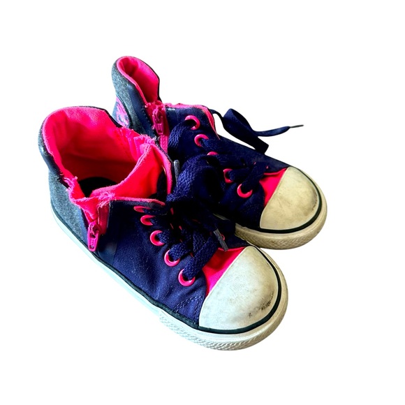 toddler girls pink converse - Picture 2 of 5